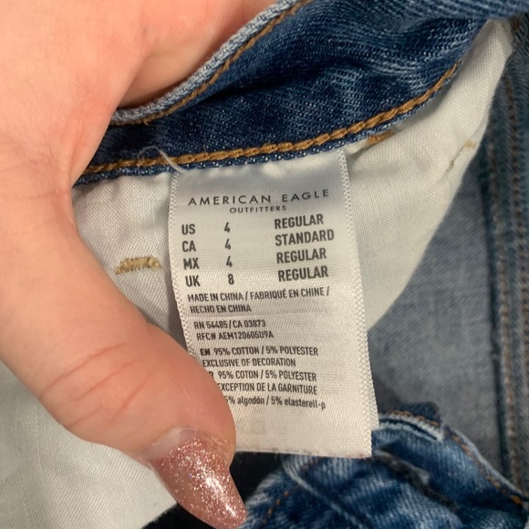 American Eagle mom jeans - Picture 4 of 5